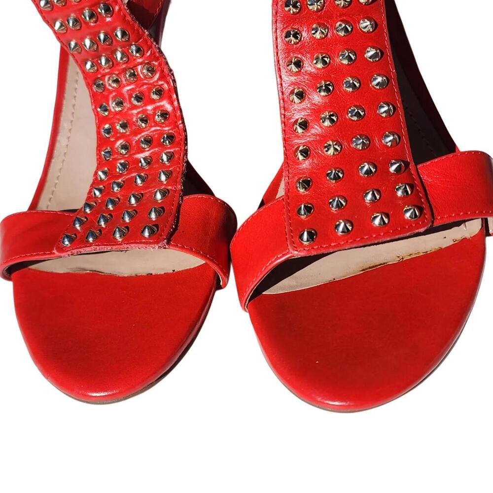 Vince Camuto. Y2K, Red Leather T-Strap Sandals with Metal Studs | Size: 6.5 - Picture 6 of 9